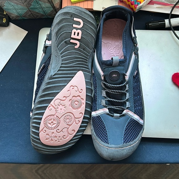Blue gray and pink water shoes excellent condition 9.5. - Picture 1 of 4